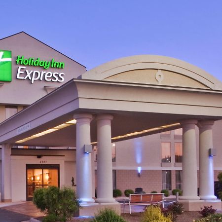 Holiday Inn Express Danville By Ihg Kültér fotó