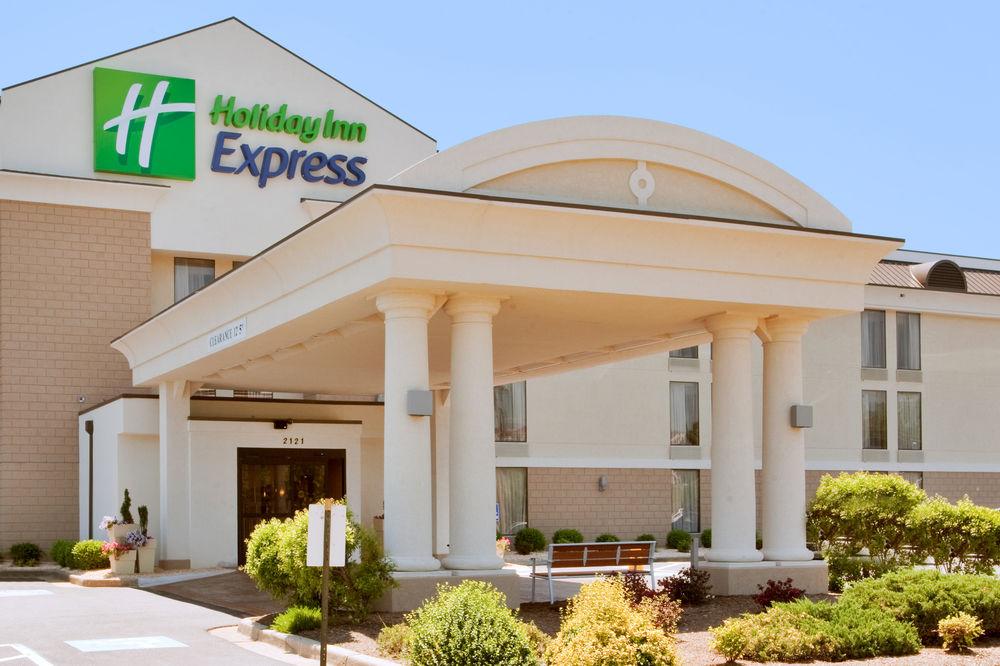 Holiday Inn Express Danville By Ihg Kültér fotó