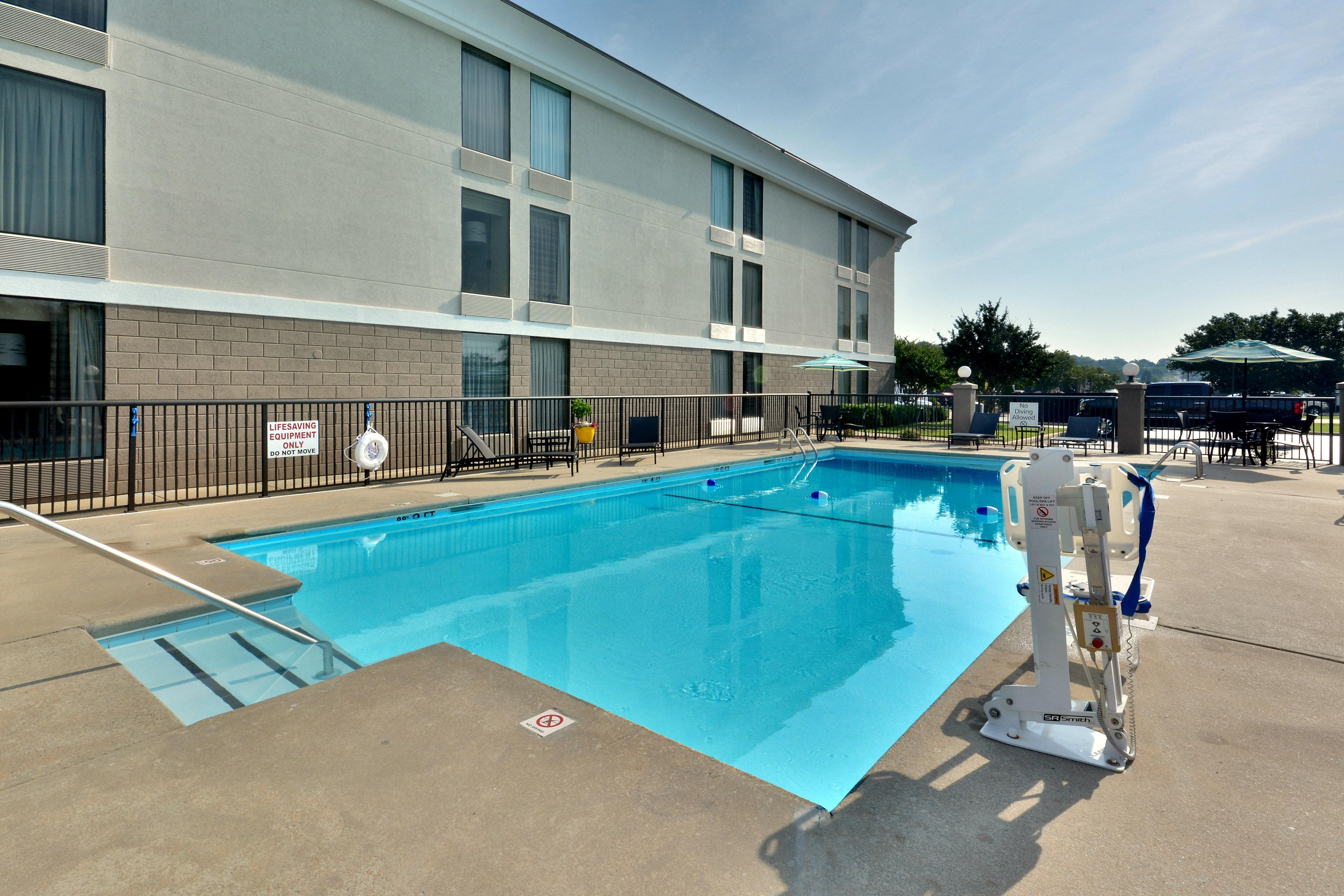 Holiday Inn Express Danville By Ihg Kültér fotó