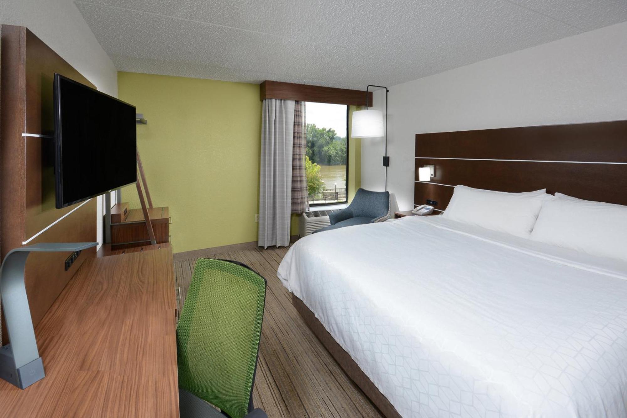 Holiday Inn Express Danville By Ihg Kültér fotó