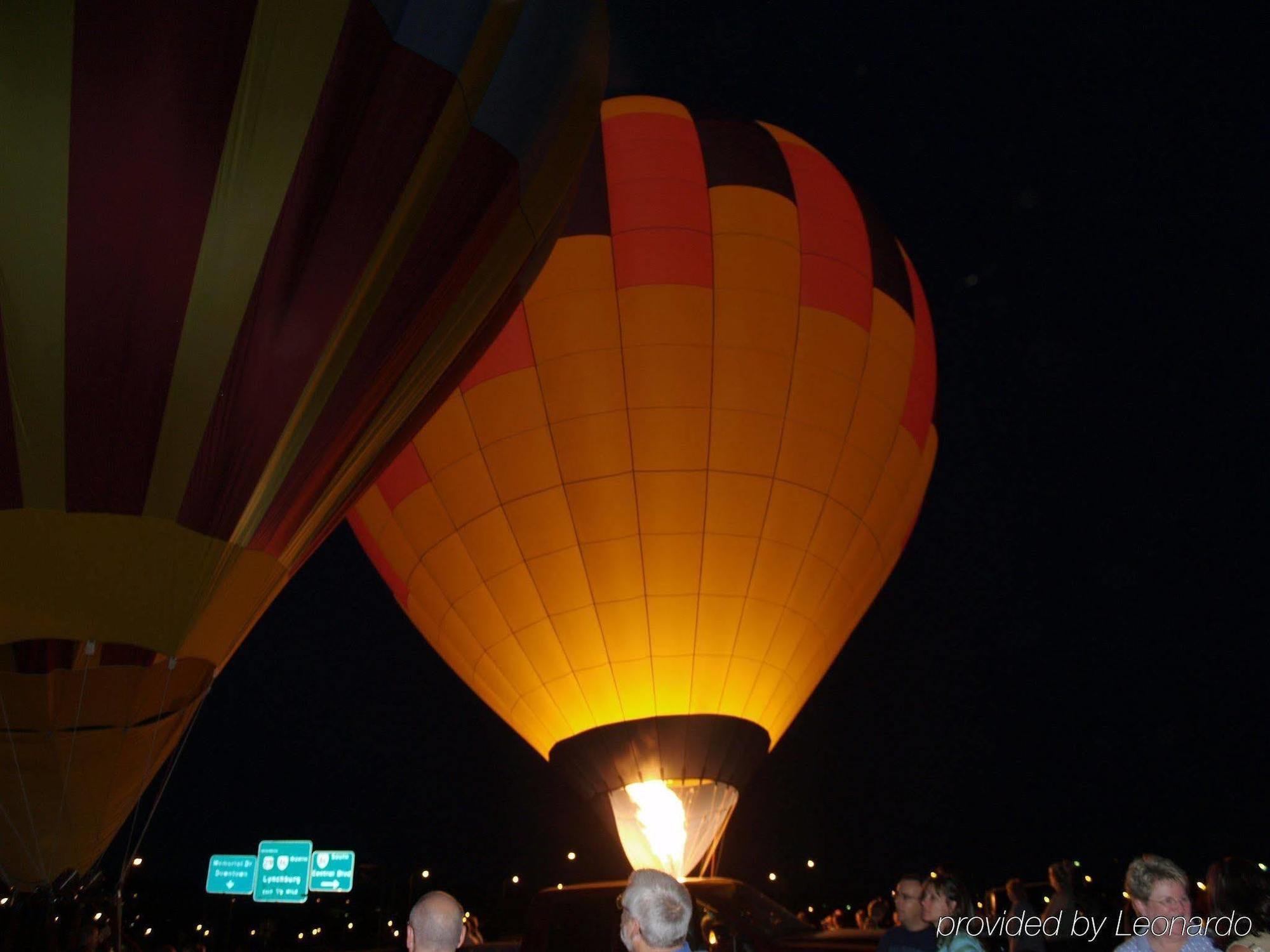 Holiday Inn Express Danville By Ihg Kültér fotó