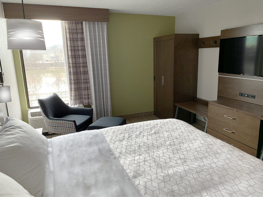 Holiday Inn Express Danville By Ihg Kültér fotó